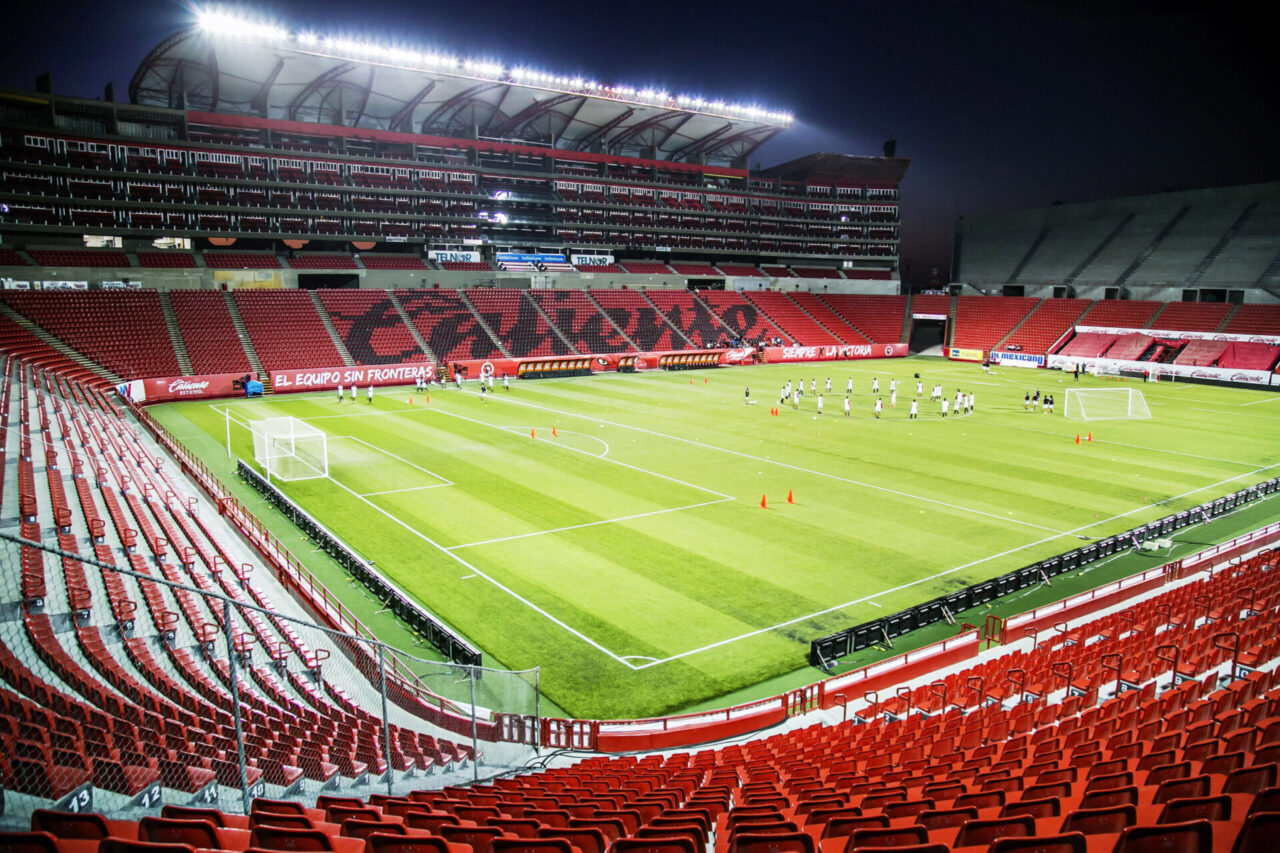 M2010 Xolos estadio caliente skaliert